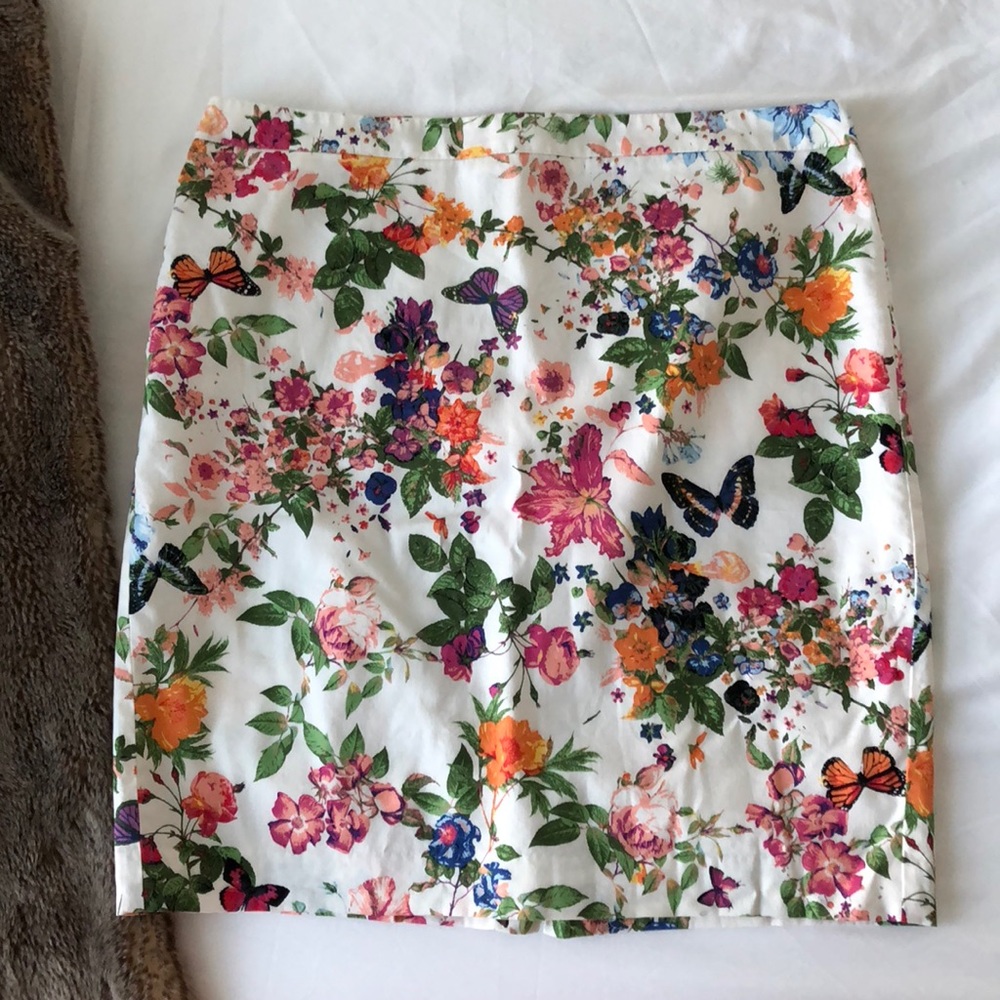 Loft Floral & Butterfly Pencil Skirt